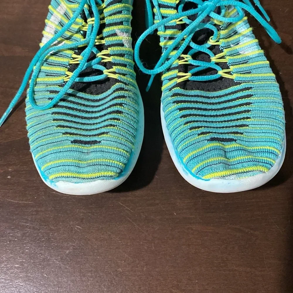 Nike Flyknit Teal Neon Yellow Lightweight Running Shoes Size 6.5